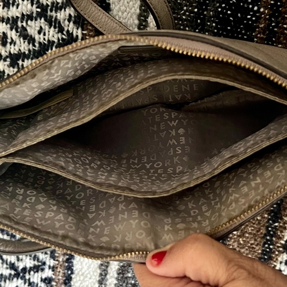 Kate Spade crossbody bag…taupe/grey in color. Good condition. - Picture 3 of 6